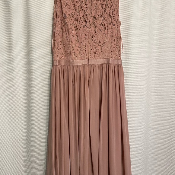 Gorgeous floor length gown in dusty rose. Worn once for an awards banquet. - Picture 3 of 3